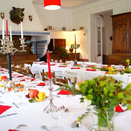 Holiday home Modish Castle In With Terrace Asnieres (Eure)