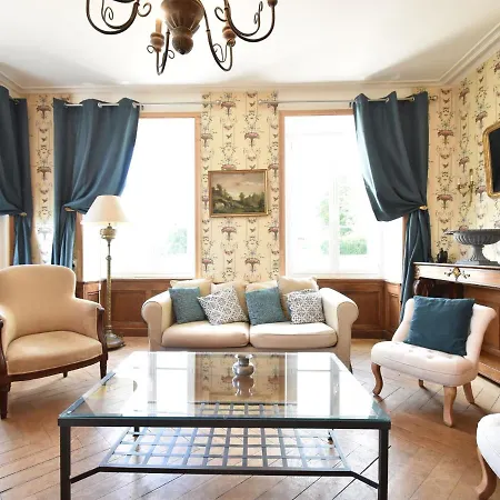 Modish Castle In With Terrace Holiday home